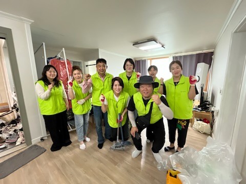 익산시의회 이중선 의원,  굿네이버스와 마동 다자녀가구 주거환경 개선 봉사 펼쳐