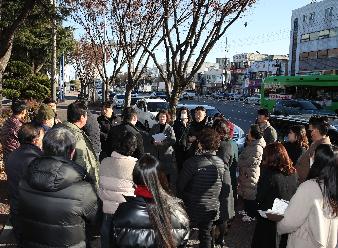 “젊음의 거리 대학로, 다시 뛰게 하겠다” 강경숙 부의장, 현장서 해법 도출