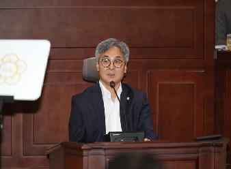 익산 부송4지구 궁동초 통학로, 파손 구간에 공사 차량 질주 등 아슬아슬