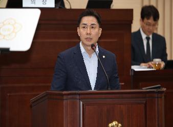 황두관 익산시의원, “노후 경로당 더는 방치 안 돼… 어르신 안전 위한 환경개선 시급” 강조